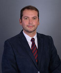 Dr Gabriel Saxton-Ruiz